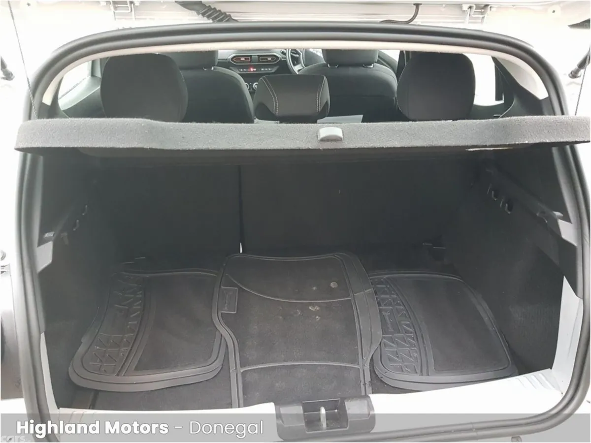 Dacia Sandero Stepway Hatchback, Petrol, 2023, Grey