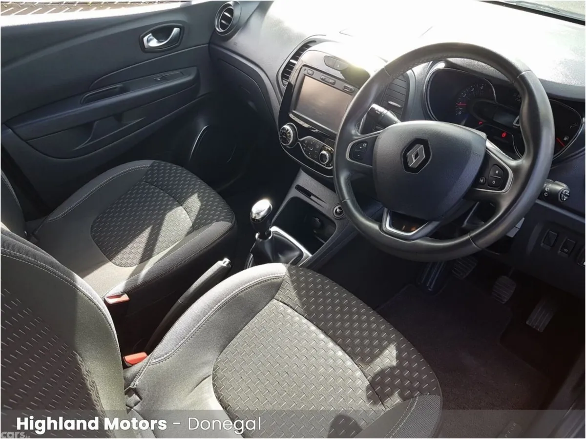 Renault Captur Hatchback, Diesel, 2018, Blue