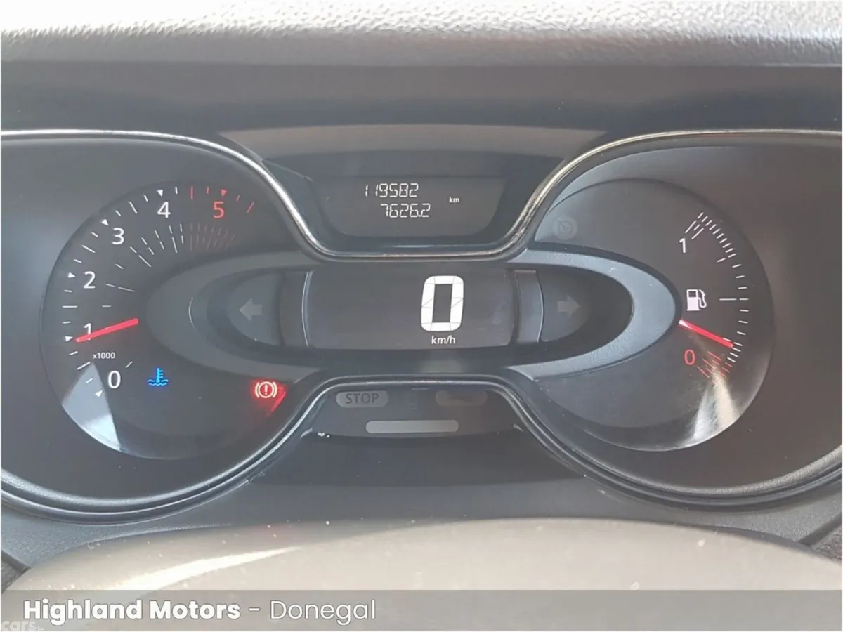 Renault Captur Hatchback, Diesel, 2018, Blue