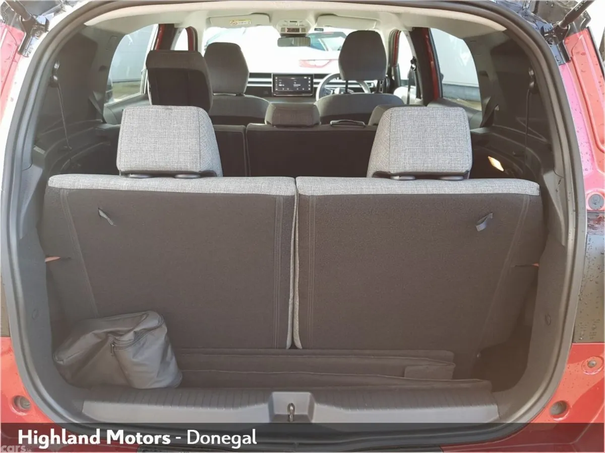 Citroen C3 Aircross MPV, Petrol Hybrid, 2026, Red