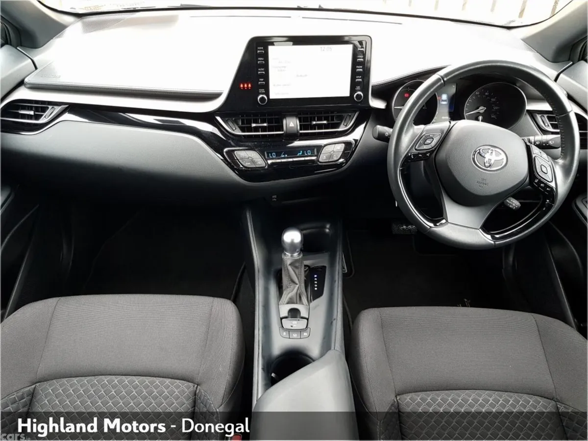 Toyota C-HR Hatchback, Petrol Hybrid, 2023, White