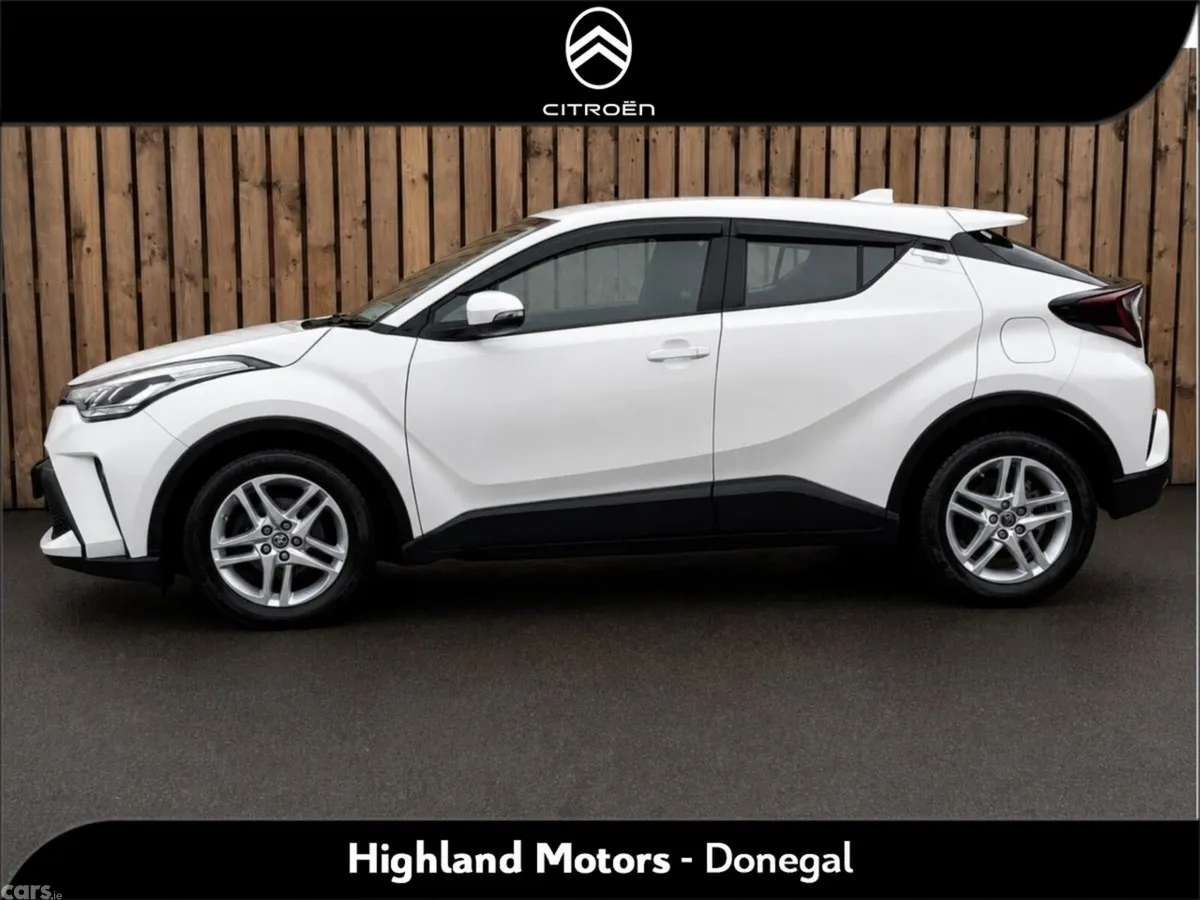 Toyota C-HR Hatchback, Petrol Hybrid, 2023, White