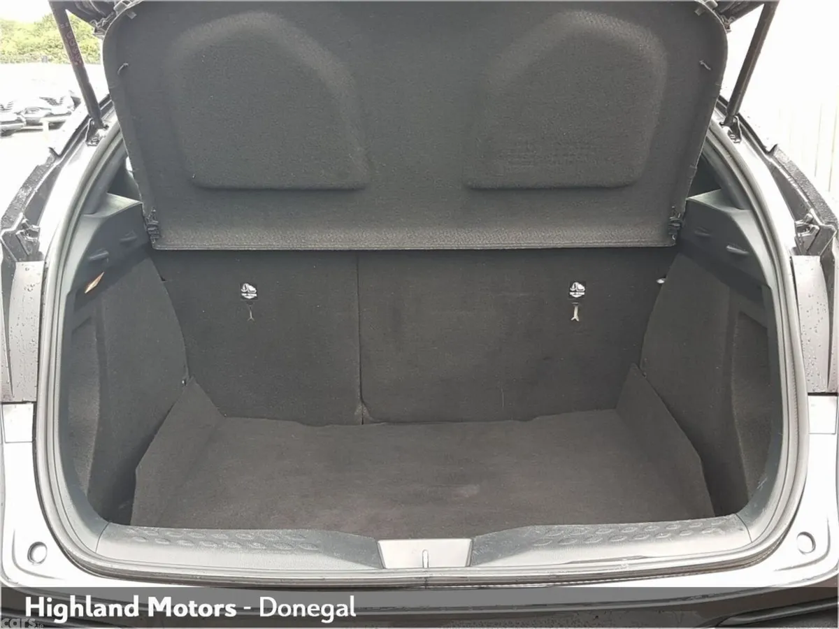 Toyota C-HR SUV, Petrol Hybrid, 2023, Grey