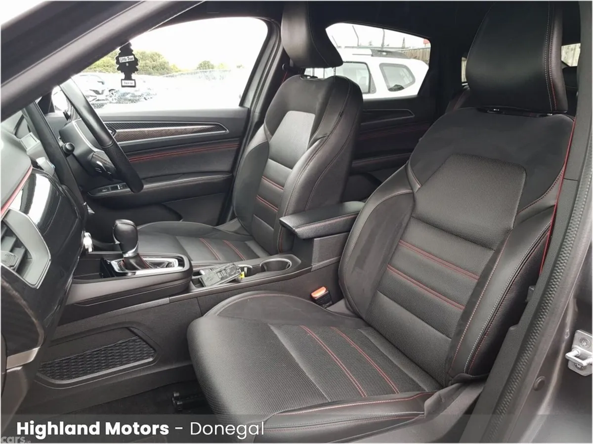 Renault Arkana Hatchback, Petrol, 2023, Grey