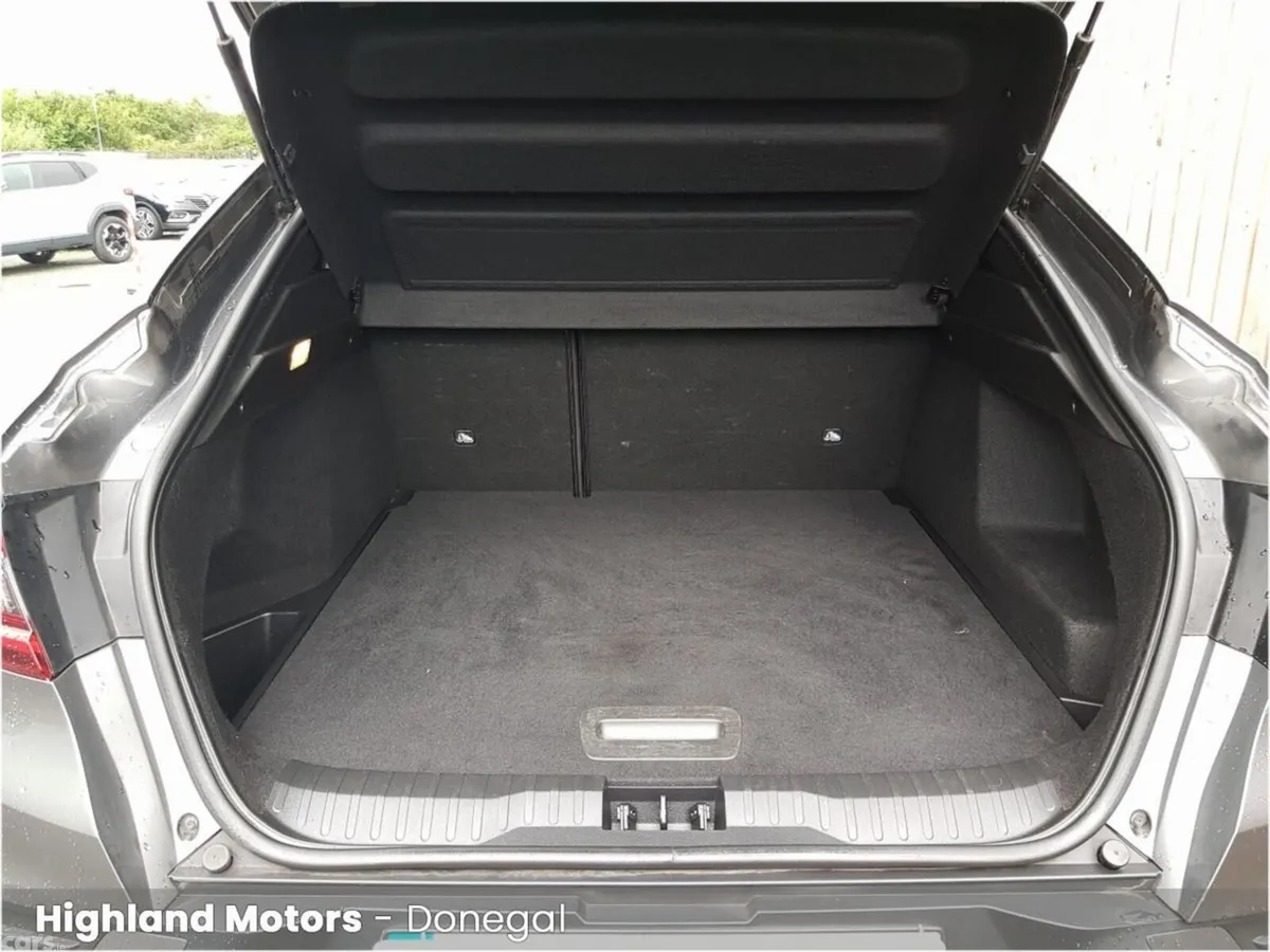 Renault Arkana Hatchback, Petrol, 2023, Grey