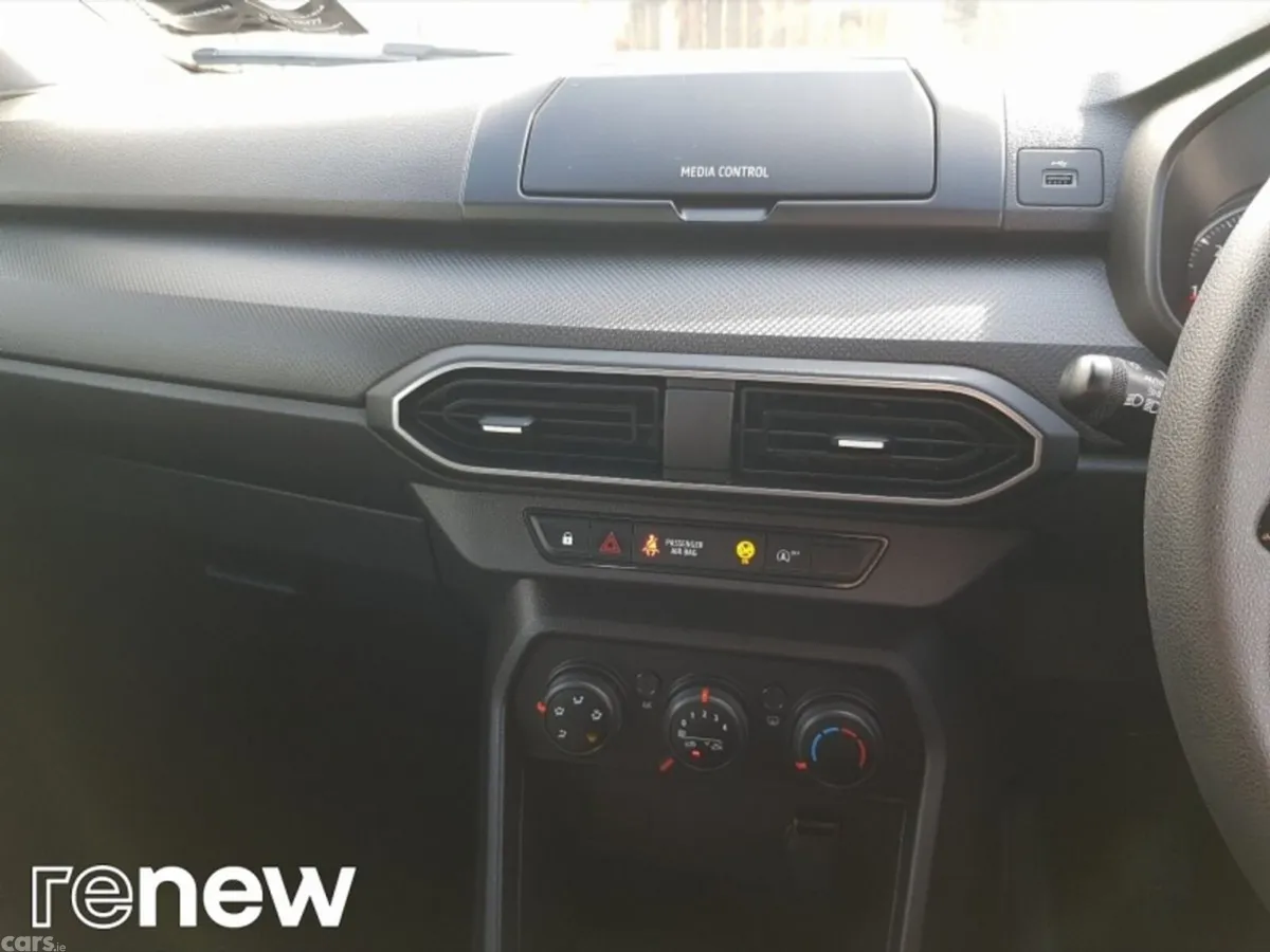 Dacia Sandero Hatchback, Petrol, 2024, Black
