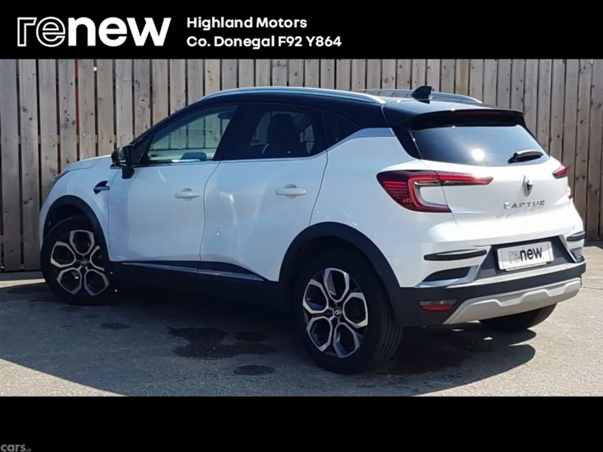 Renault Captur Hatchback, Petrol, 2024, White