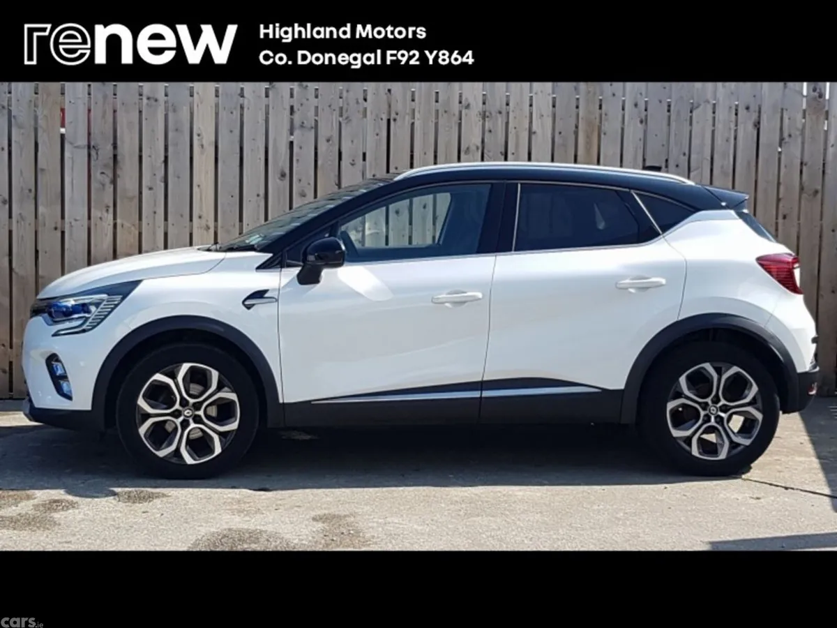 Renault Captur Hatchback, Petrol, 2024, White