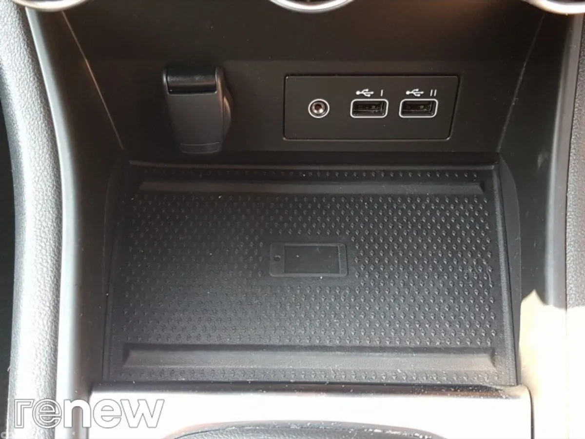 Renault Captur Hatchback, Petrol, 2024, White