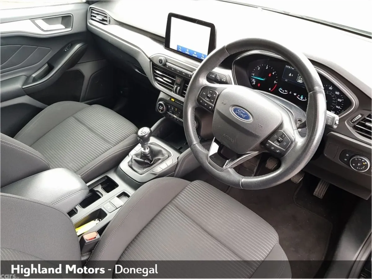 Ford Focus Hatchback, Diesel, 2021, Black