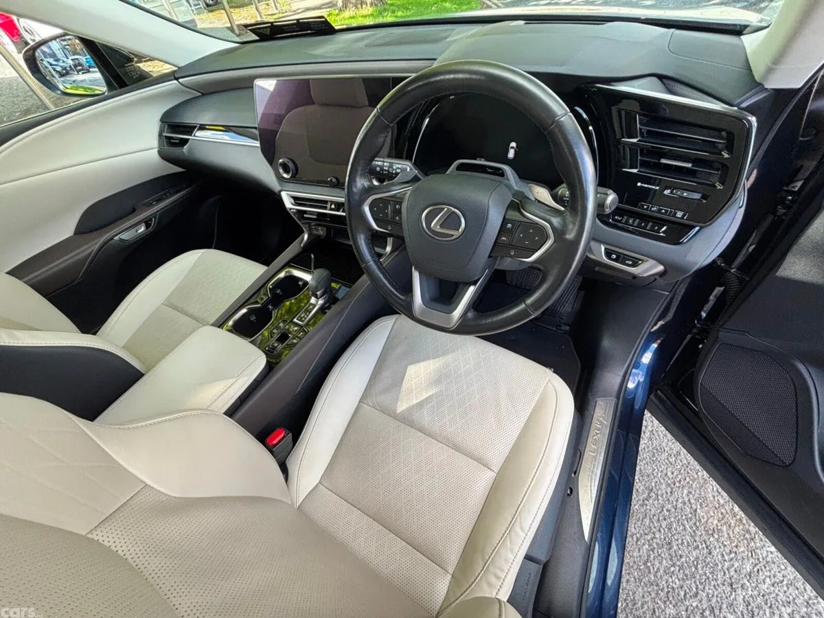 Lexus RX450H+ SUV, Petrol Plug-in Hybrid, 2023, Blue
