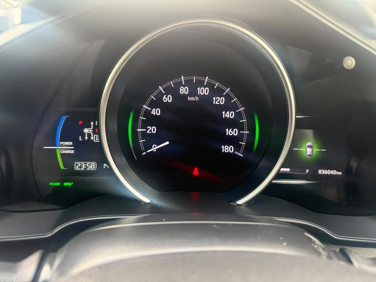 Honda Fit Hatchback, Petrol, 2019, White