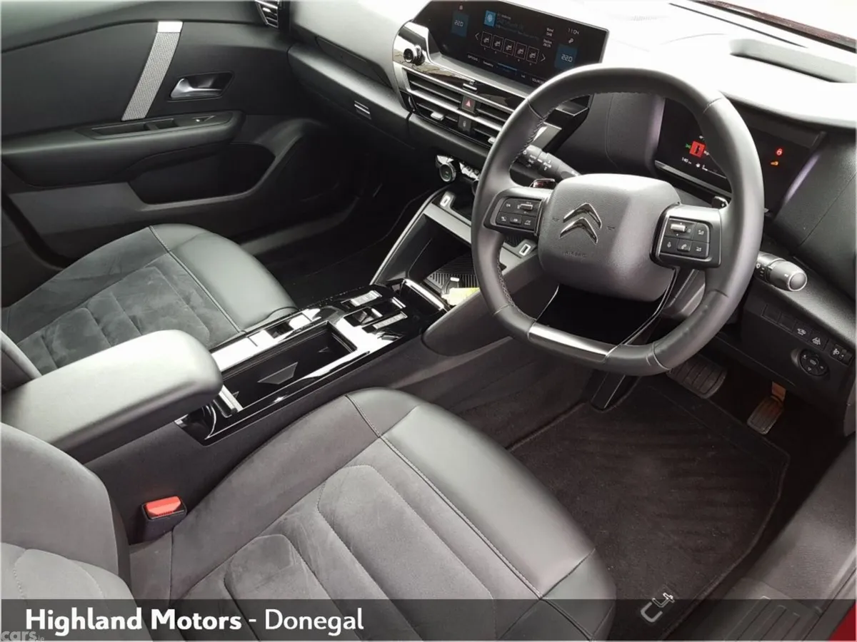 Citroen C4 Hatchback, Petrol, 2024, Red