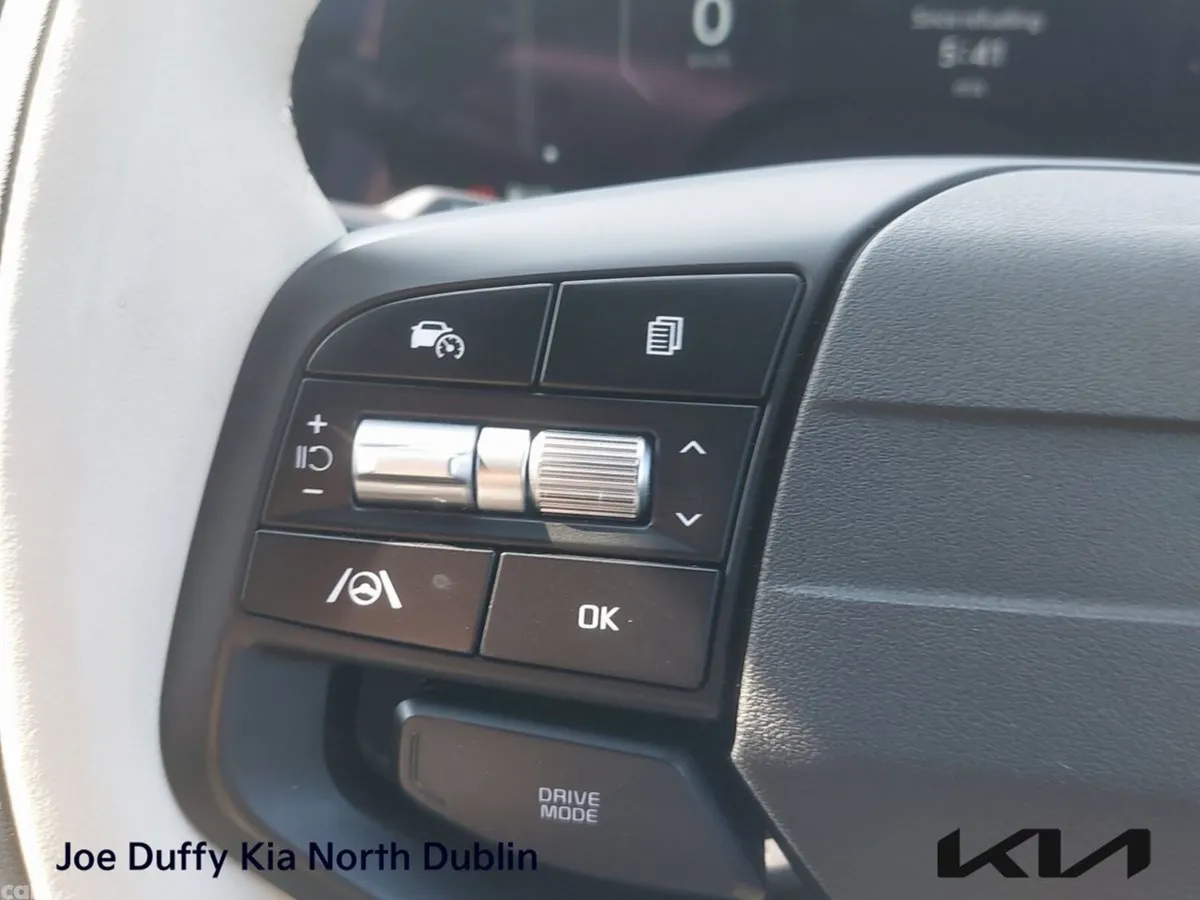Kia Sportage SUV, Diesel Hybrid, 2025, Grey