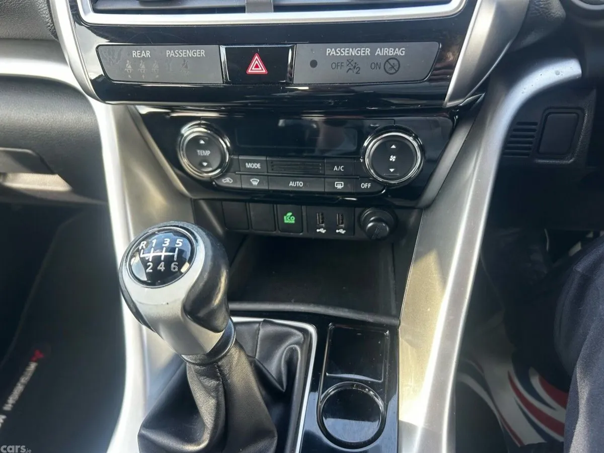 Mitsubishi Eclipse Cross Estate, Petrol, 2019, White