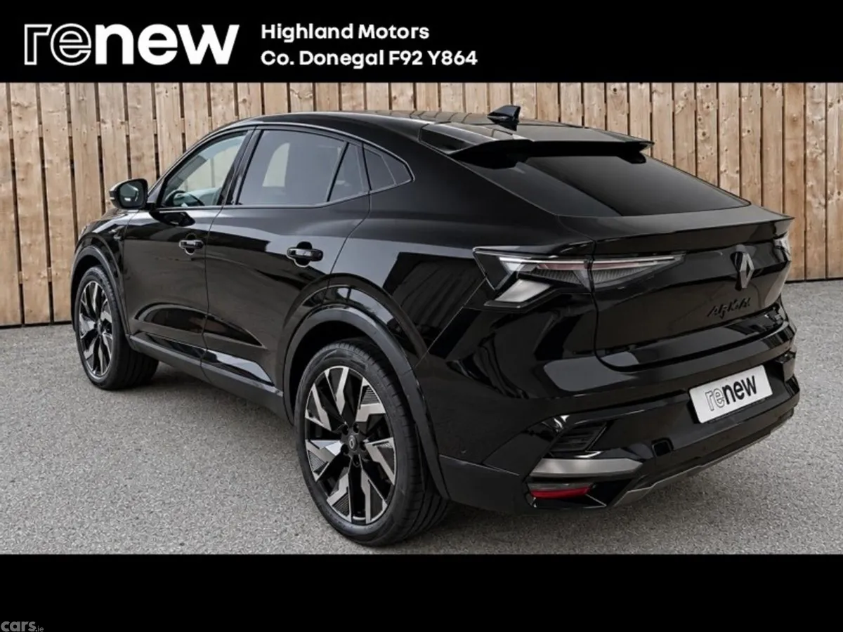 Renault Rafale SUV, Petrol Hybrid, 2024, Black