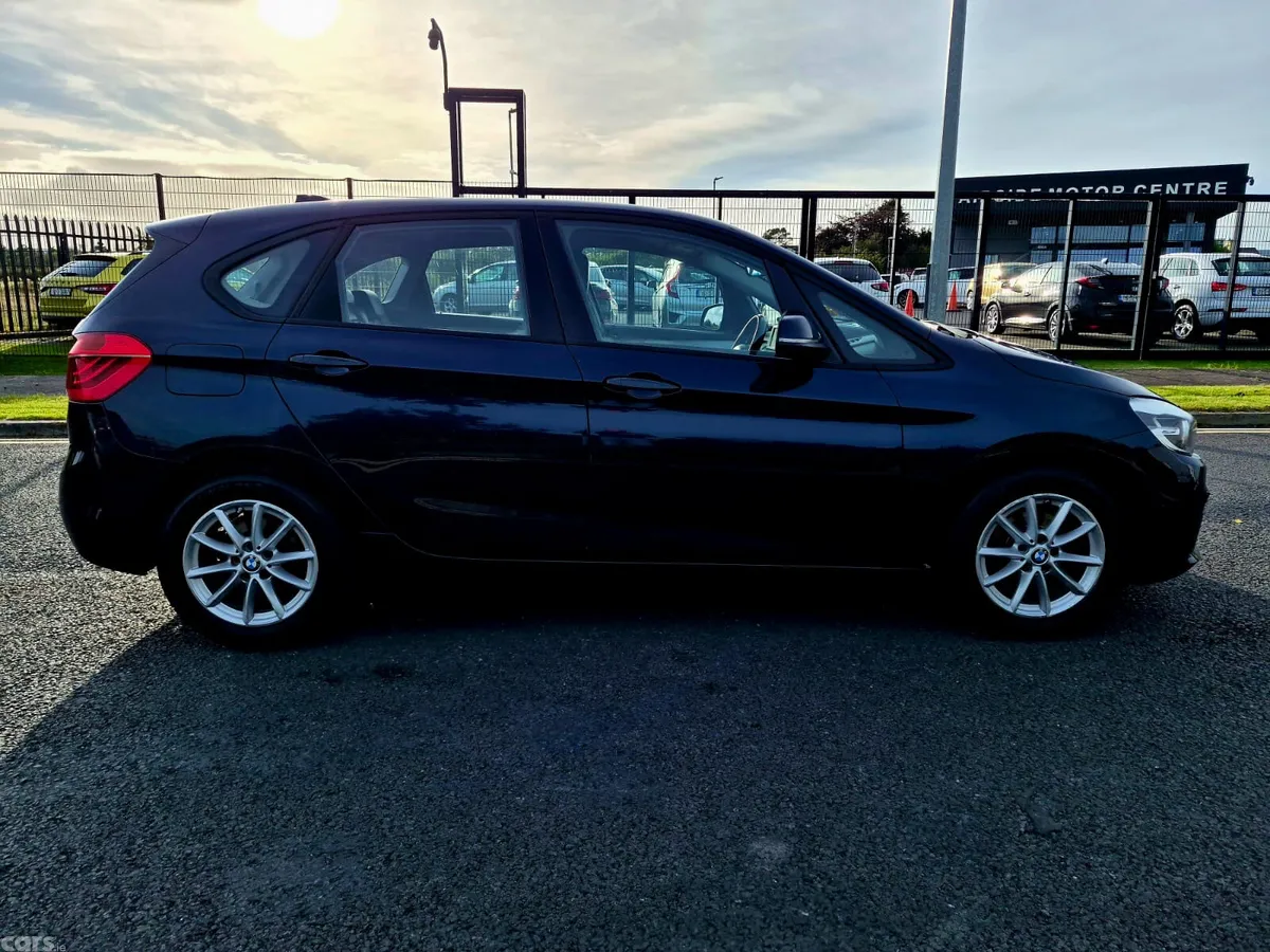 BMW 2-Series Hatchback, Diesel, 2015, Blue