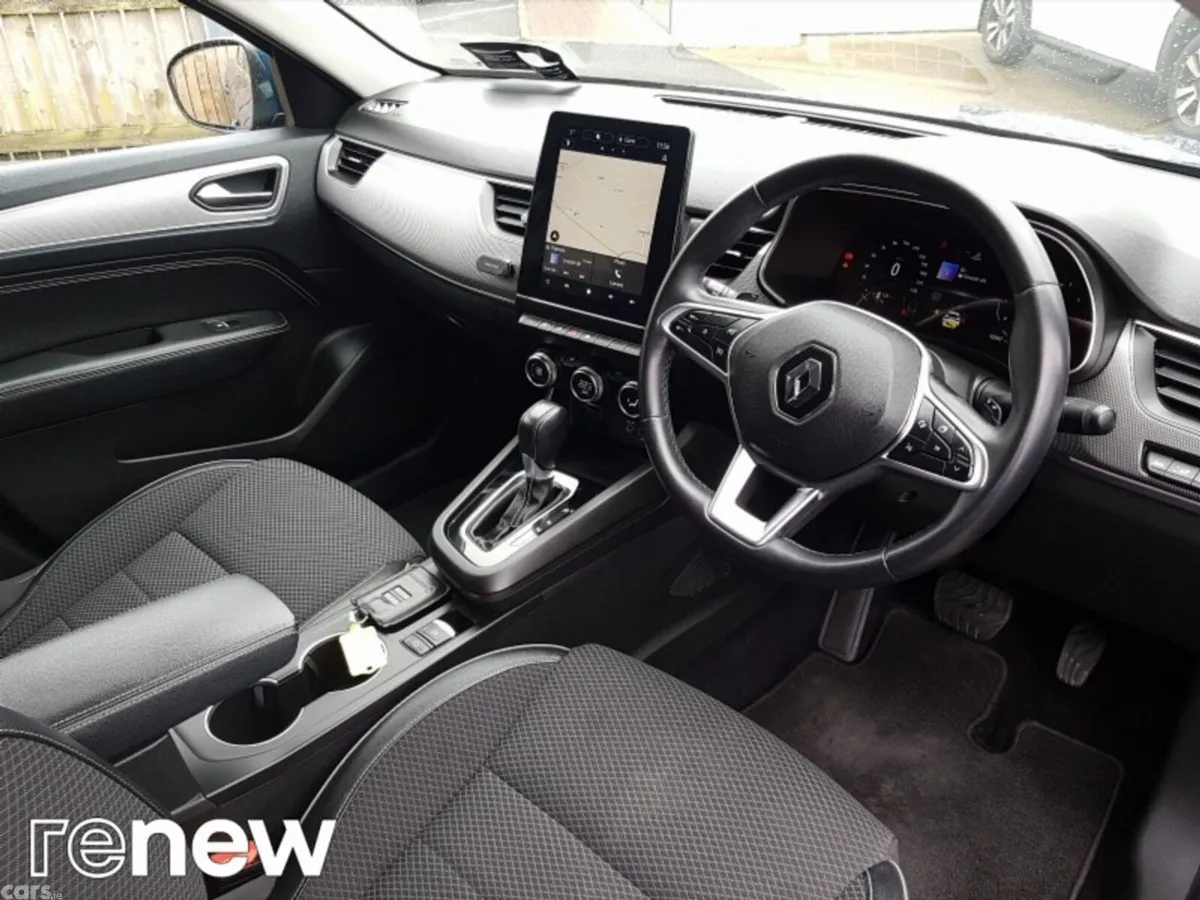 Renault Arkana Hatchback, Petrol, 2023, Blue
