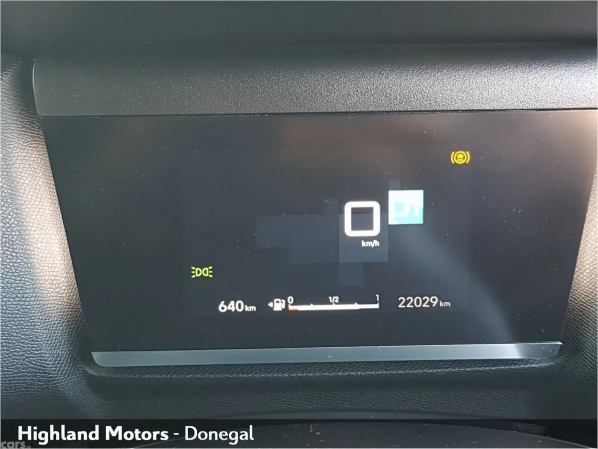 Citroen C4 Hatchback, Diesel, 2024, Blue