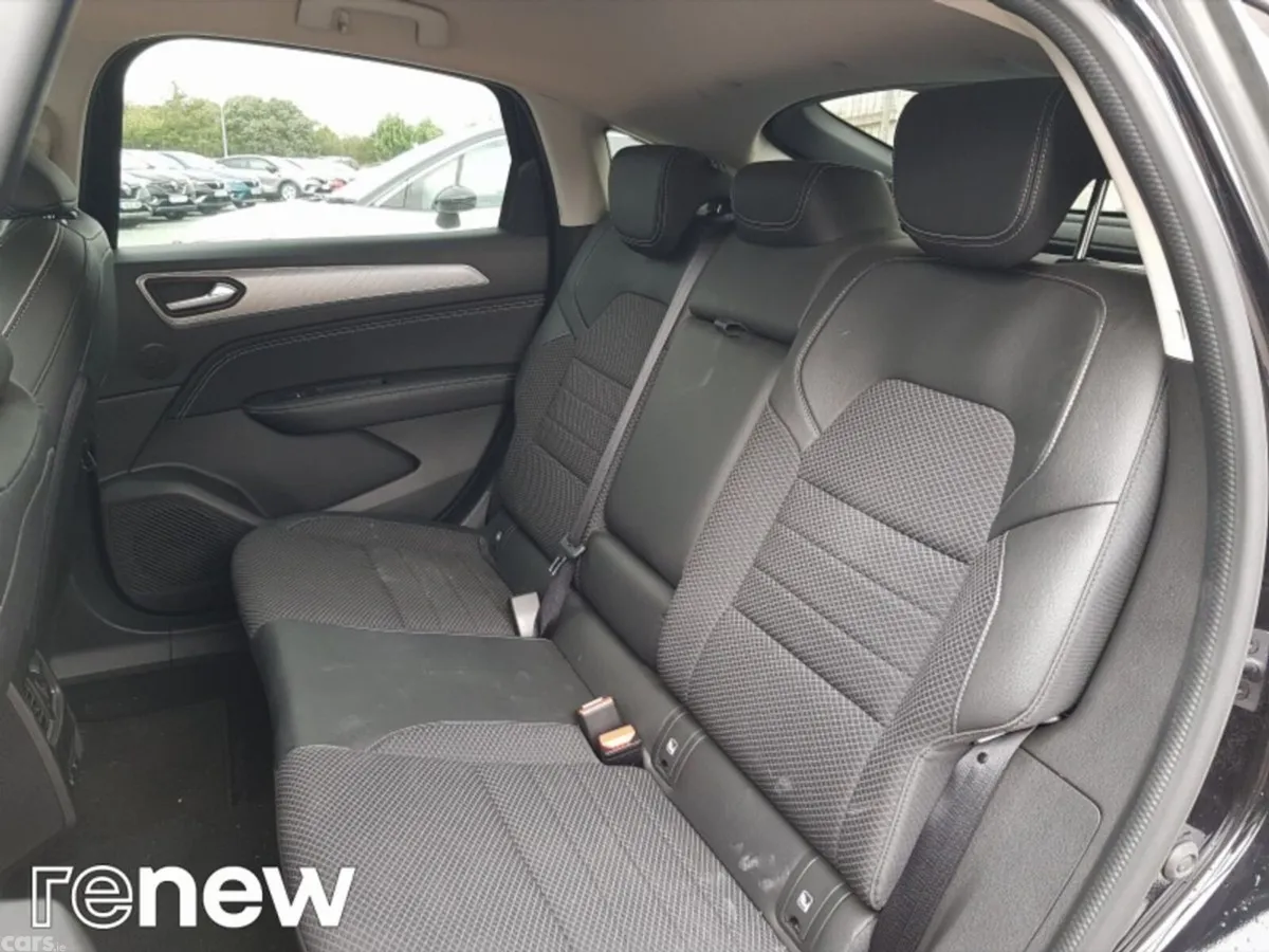 Renault Arkana Hatchback, Petrol Hybrid, 2022, Black