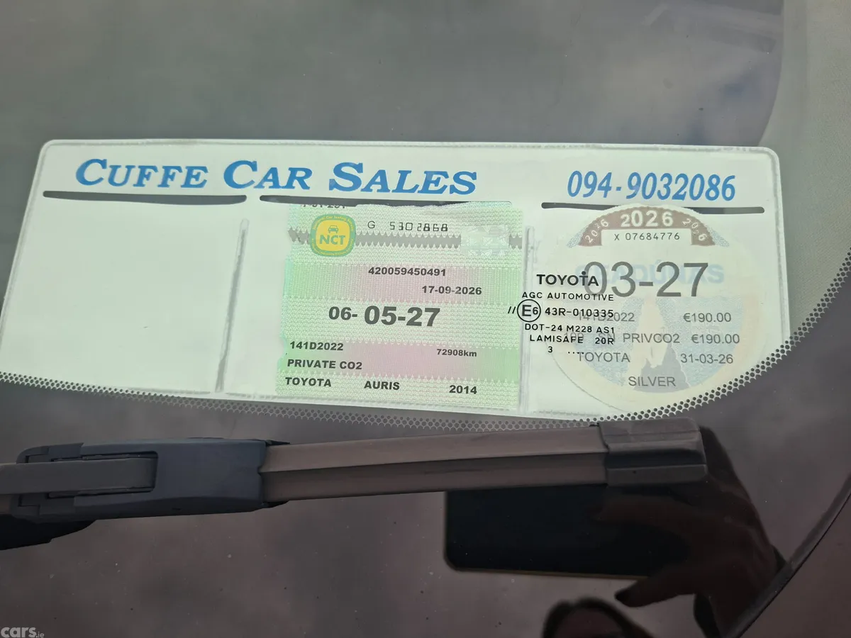 Toyota Auris Hatchback, Diesel, 2014, Silver
