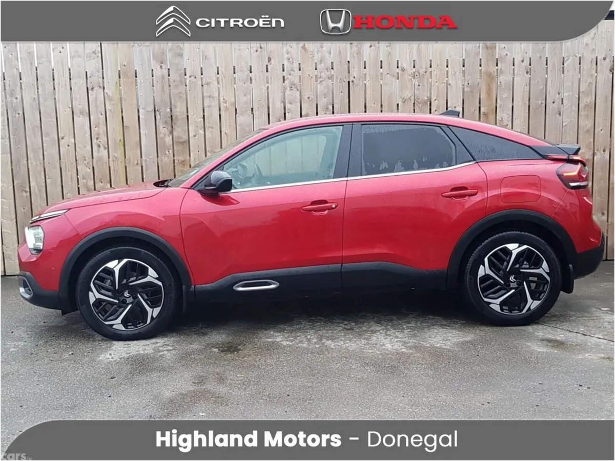 Citroen C4 Hatchback, Diesel, 2024, Red