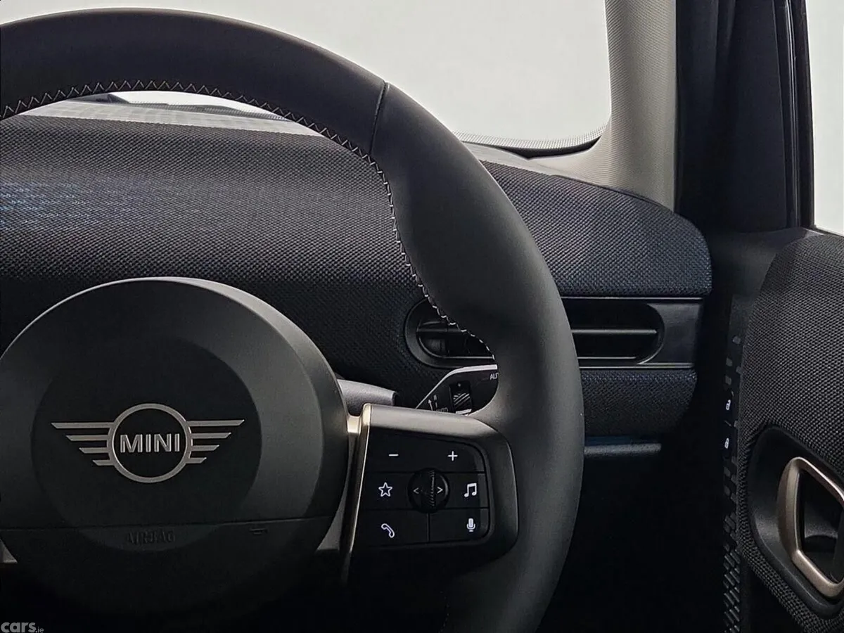 Mini Cooper Hatchback, Petrol, 2025, Silver