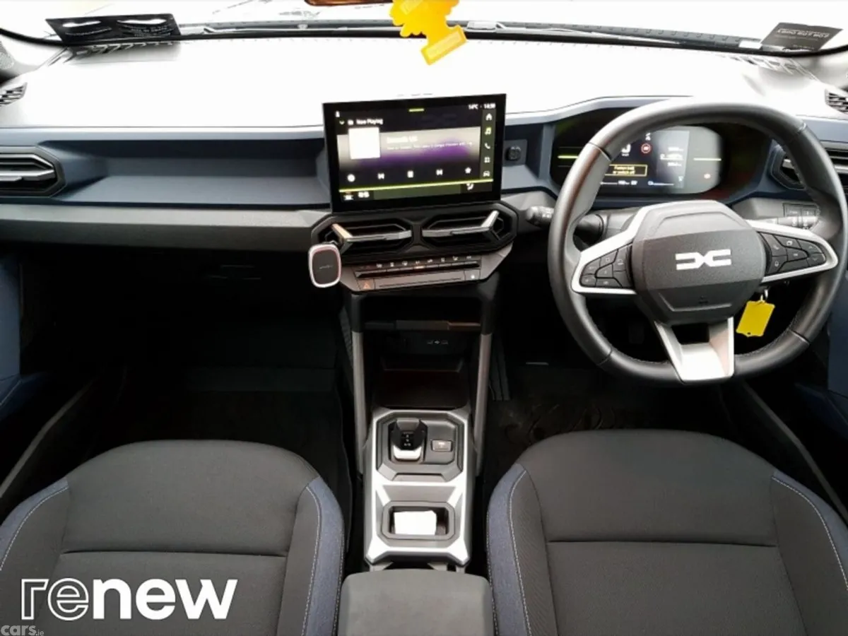 Dacia Duster SUV, Petrol Hybrid, 2025, Black
