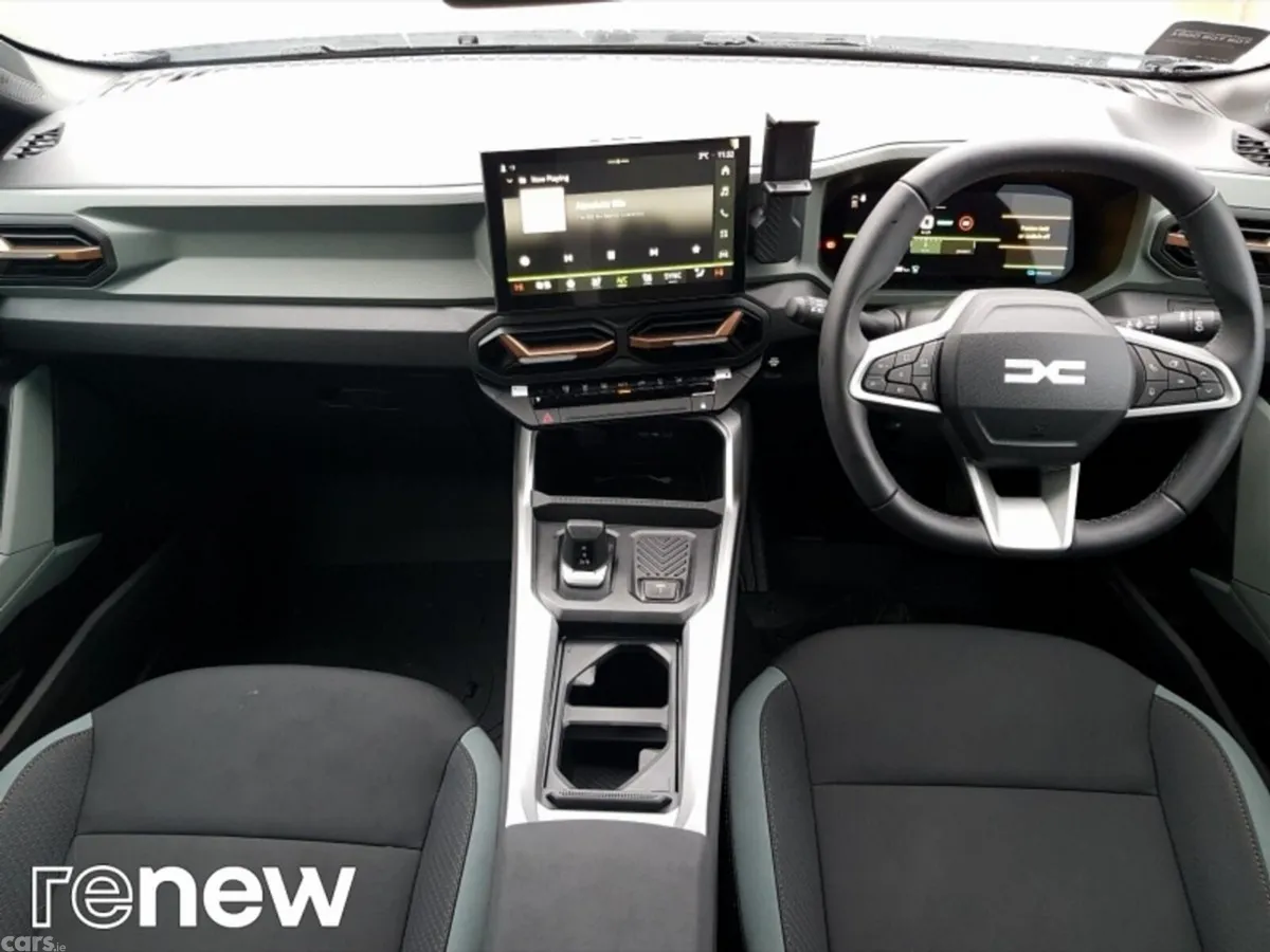 Dacia Bigster Hatchback, Petrol Hybrid, 2026, White