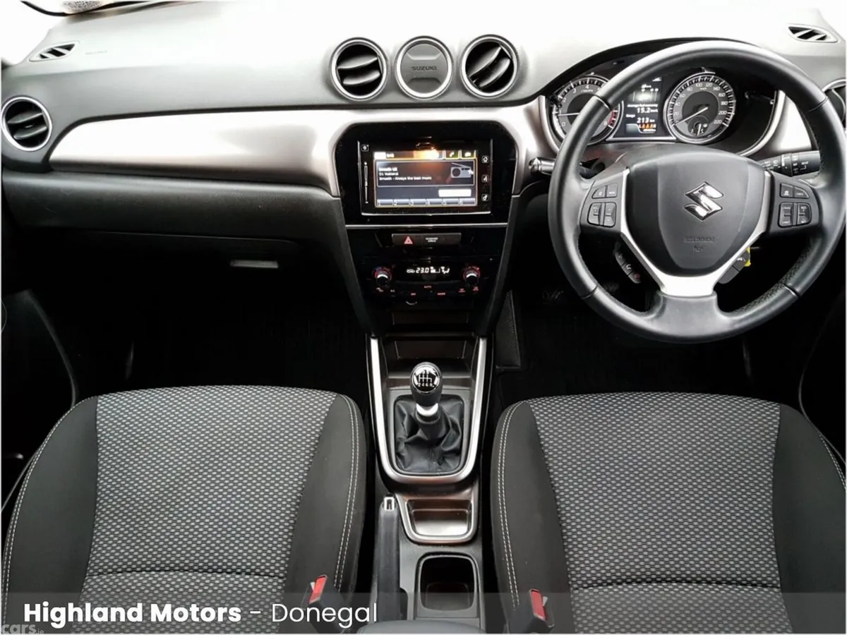 Suzuki Vitara SUV, Petrol, 2023, Grey