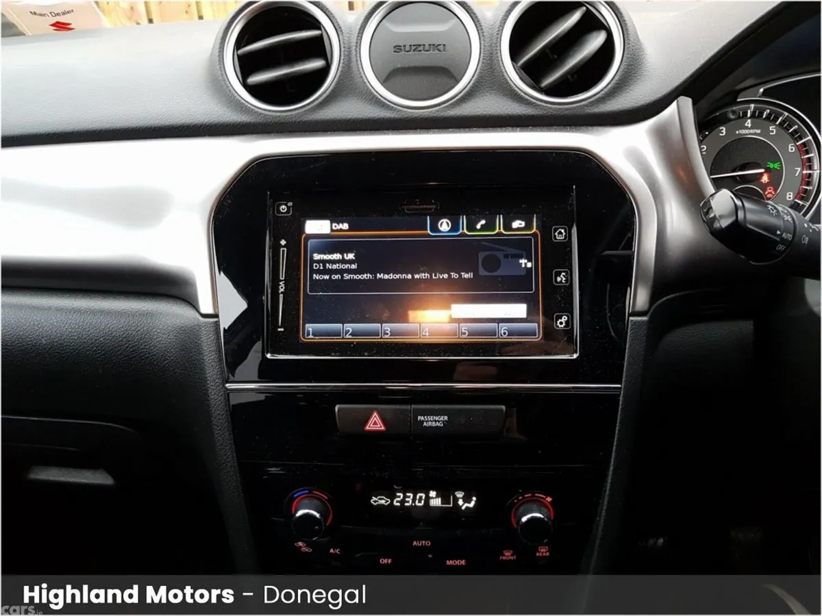 Suzuki Vitara SUV, Petrol, 2023, Grey