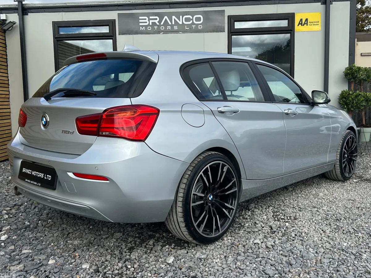BMW 1-Series Hatchback, Diesel, 2017, Silver