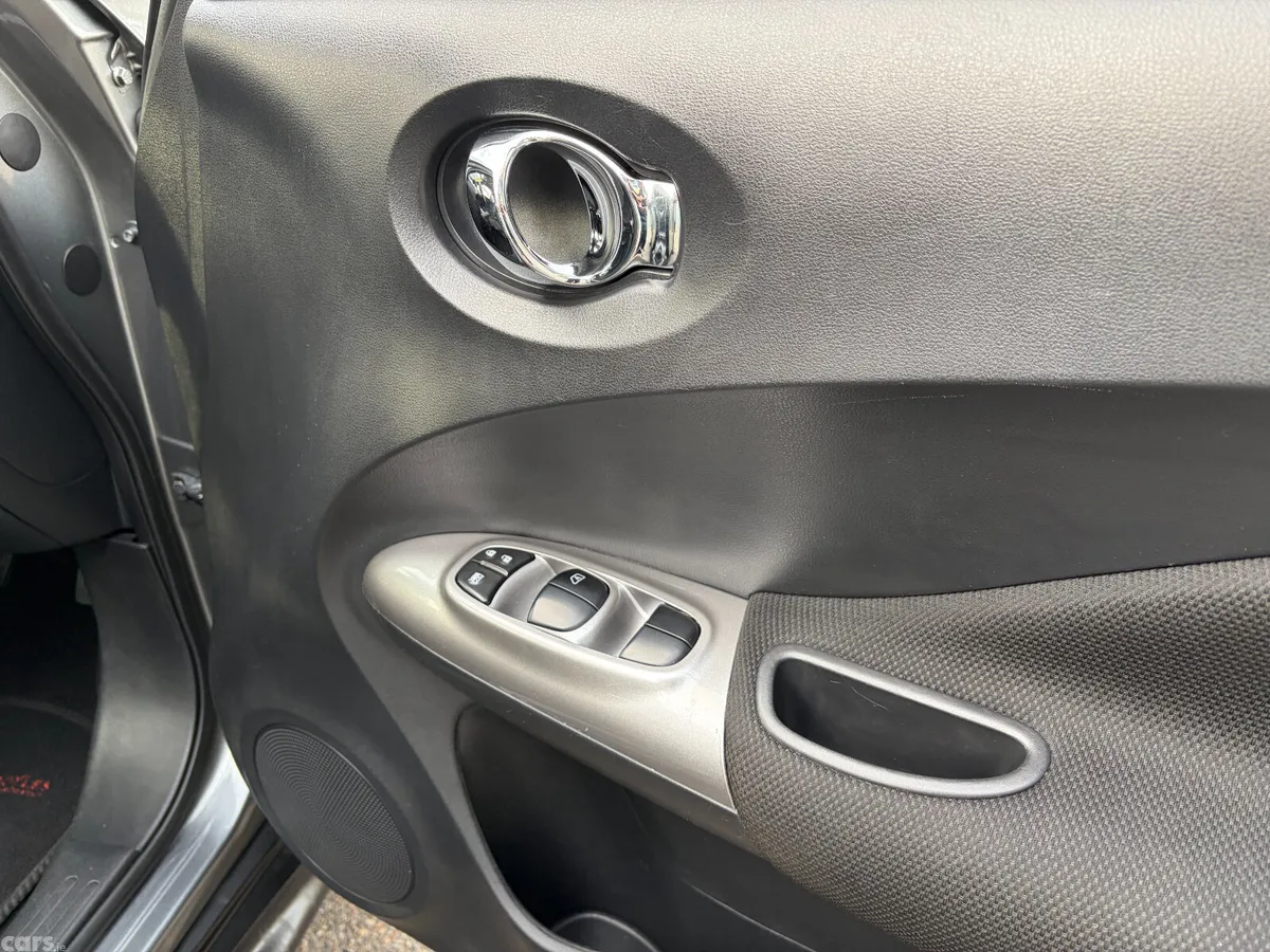Nissan Juke SUV, Petrol, 2018, Grey