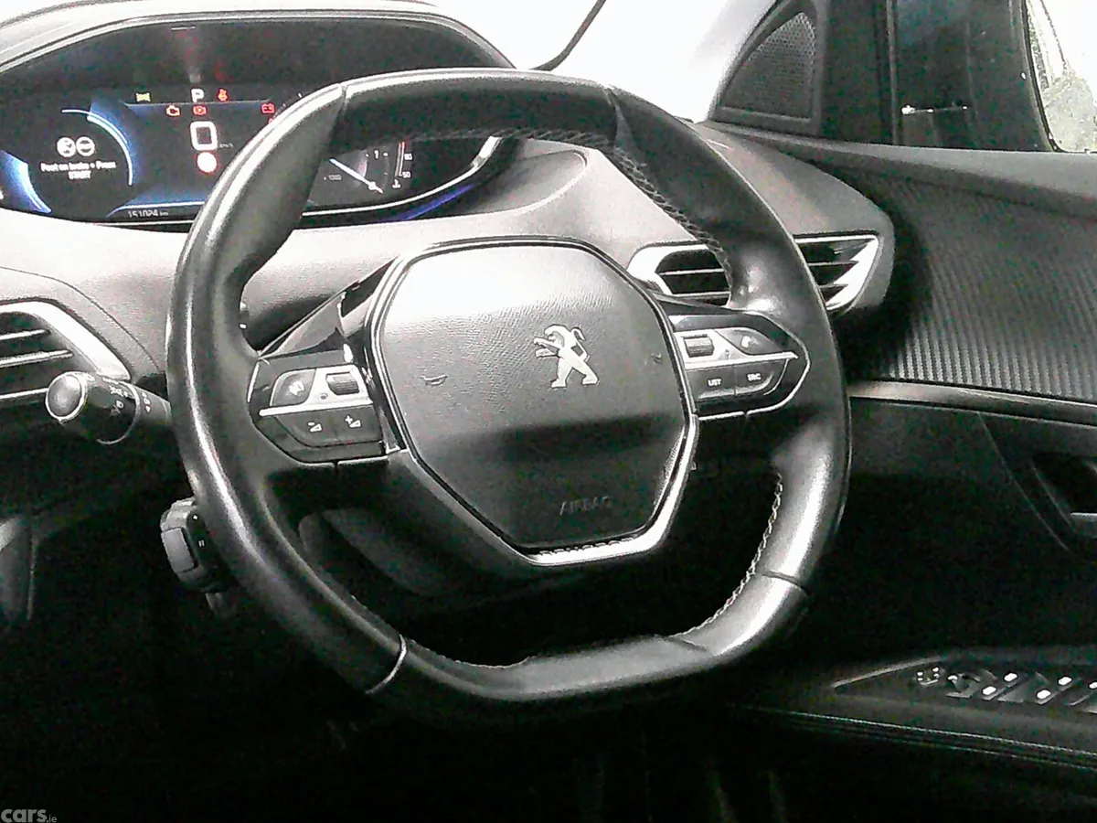 Peugeot 3008 Hatchback, Diesel, 2020, Blue