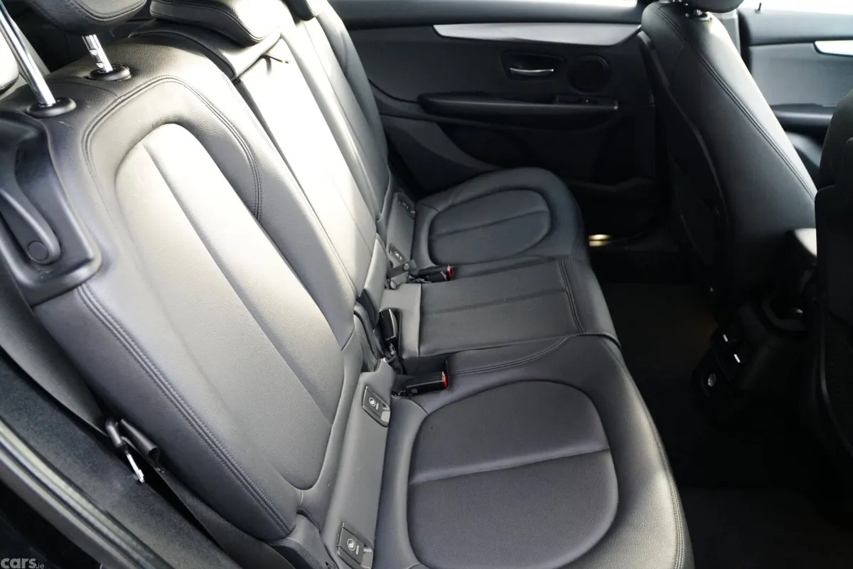 BMW 2-Series Estate, Diesel, 2018, Black