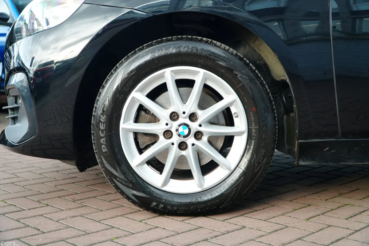 BMW 2-Series Estate, Diesel, 2018, Black