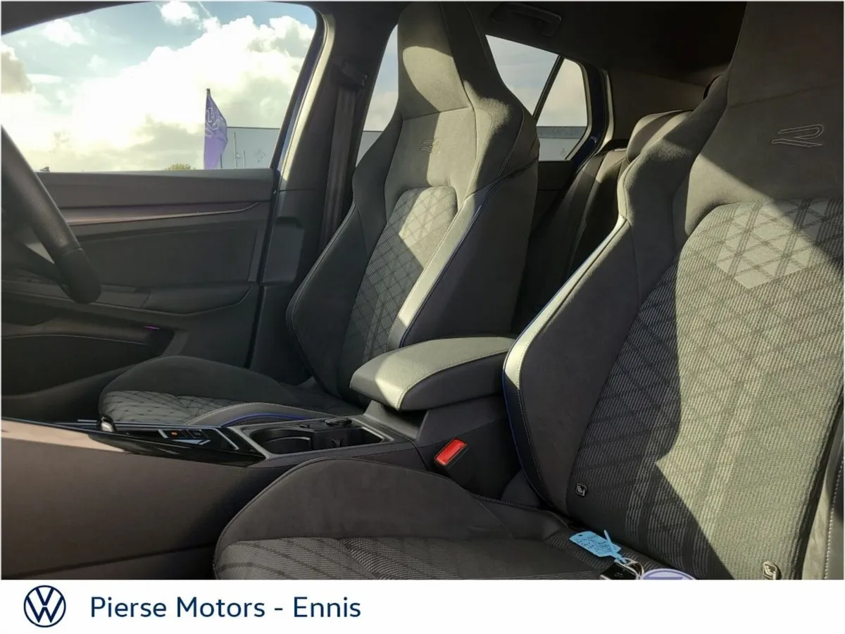 Volkswagen Golf Estate, Diesel, 2026, Blue