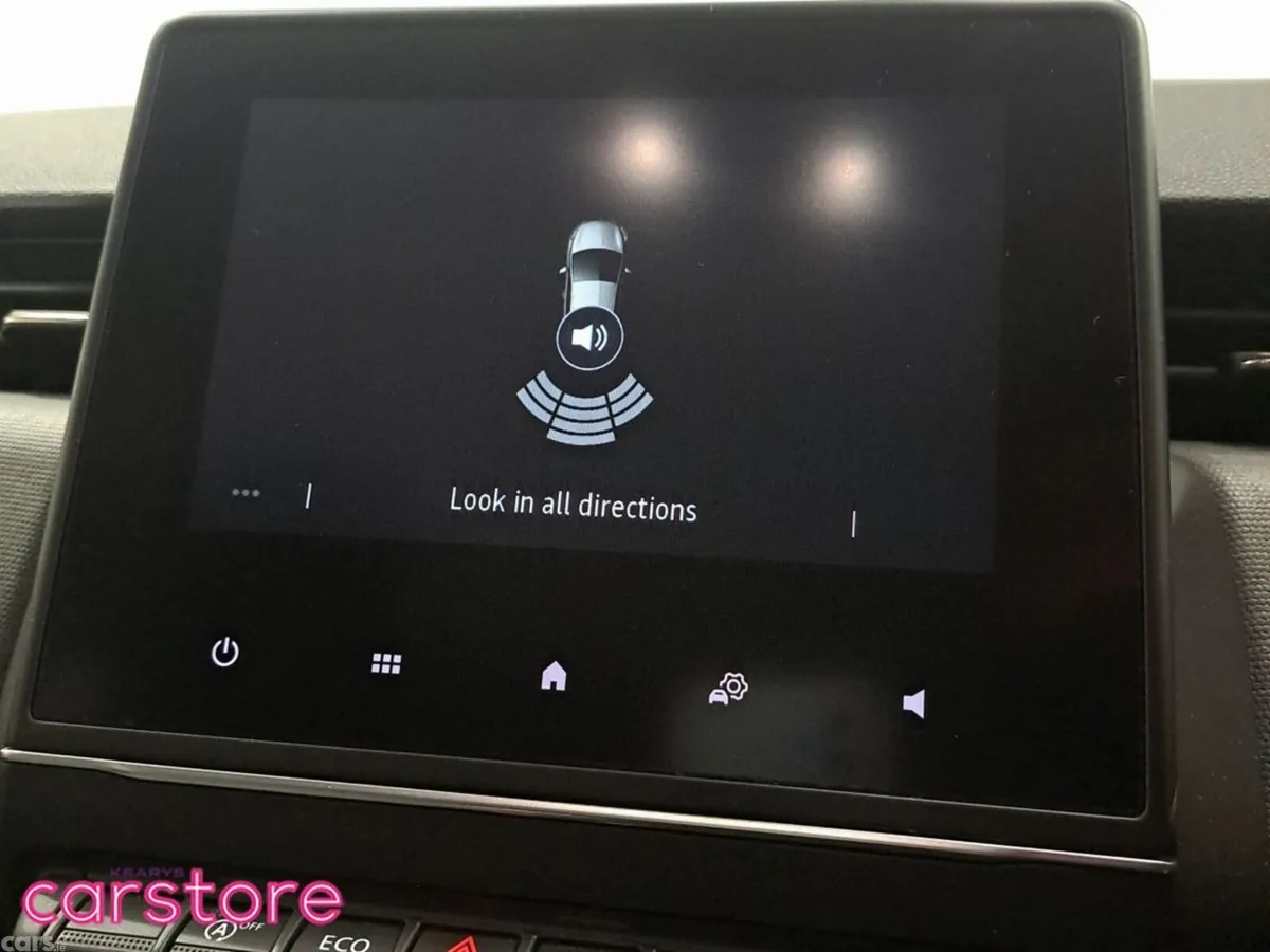 Renault Clio Hatchback, Petrol, 2024, Red