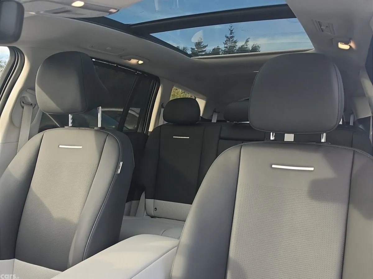 Hyundai IONIQ 9 SUV, Electric, 2027, Green