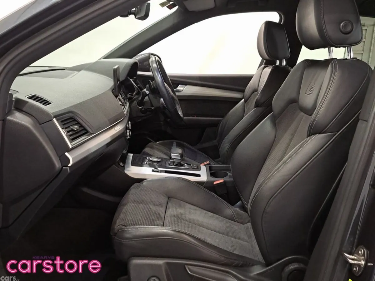 Audi Q5 SUV, Petrol Plug-in Hybrid, 2020, Grey