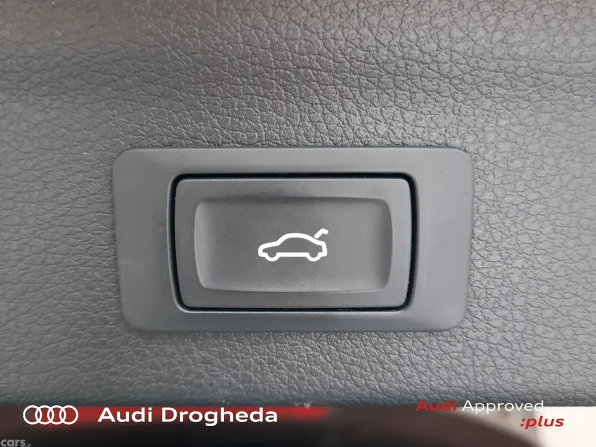 Audi Q3 SUV, Diesel, 2023, Grey