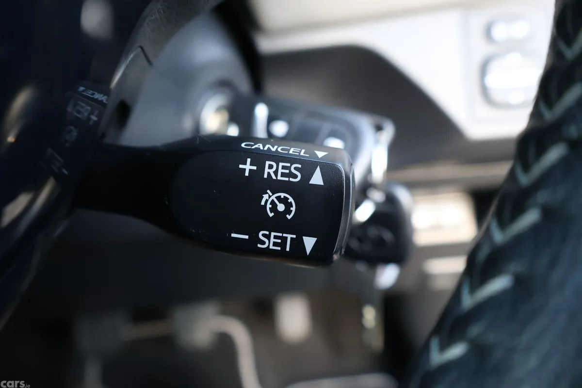 Toyota Yaris MPV, Petrol, 2019, Grey