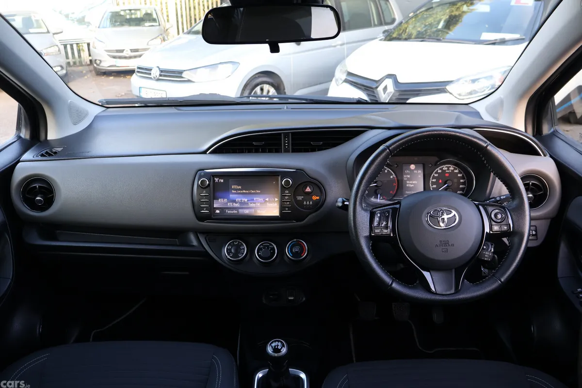 Toyota Yaris MPV, Petrol, 2019, Grey