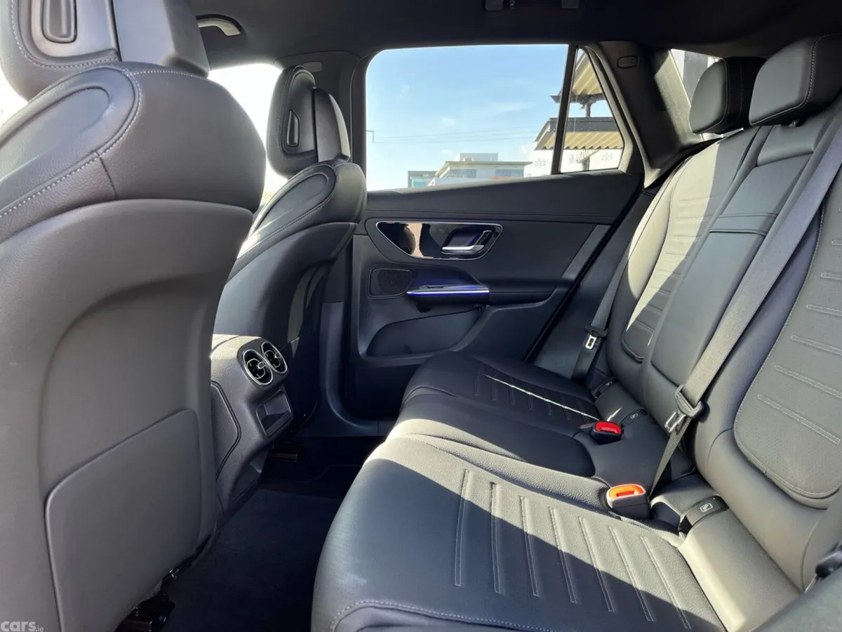 Mercedes-Benz GLC SUV, Diesel Hybrid, 2026, Blue