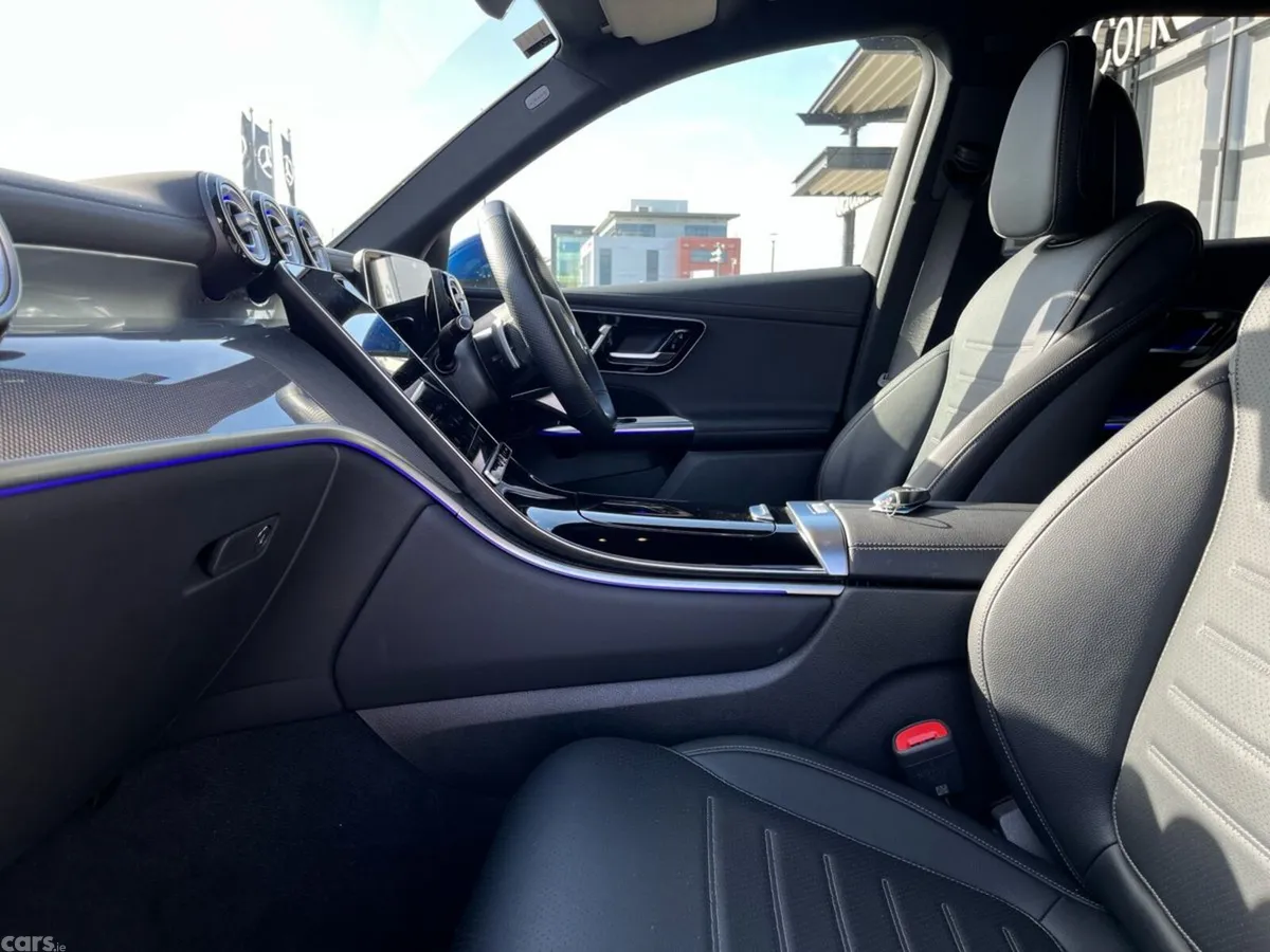Mercedes-Benz GLC SUV, Diesel Hybrid, 2026, Blue