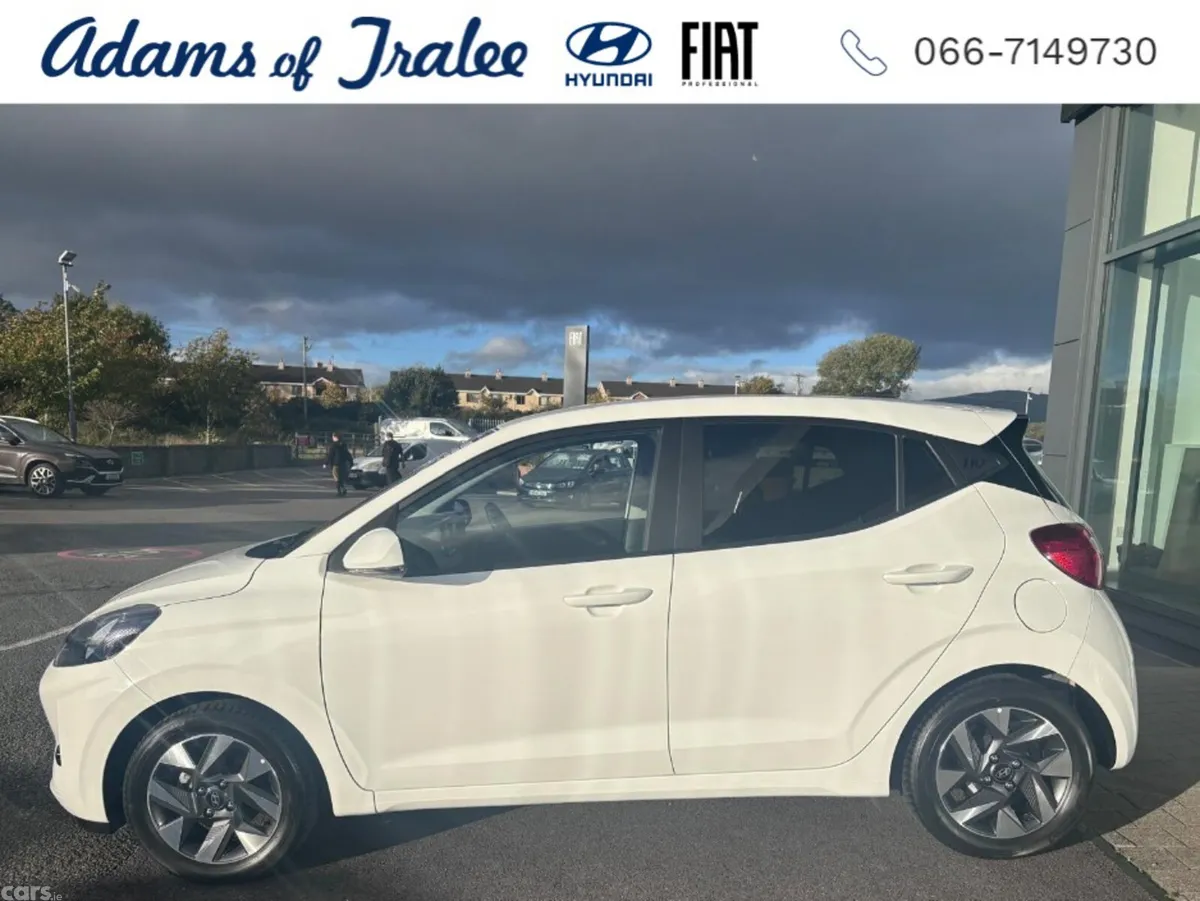 Hyundai i10 Hatchback, Petrol, 2026, White