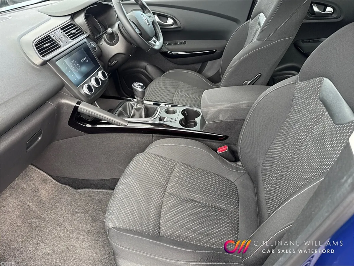 Renault Kadjar SUV, Petrol, 2022, Blue