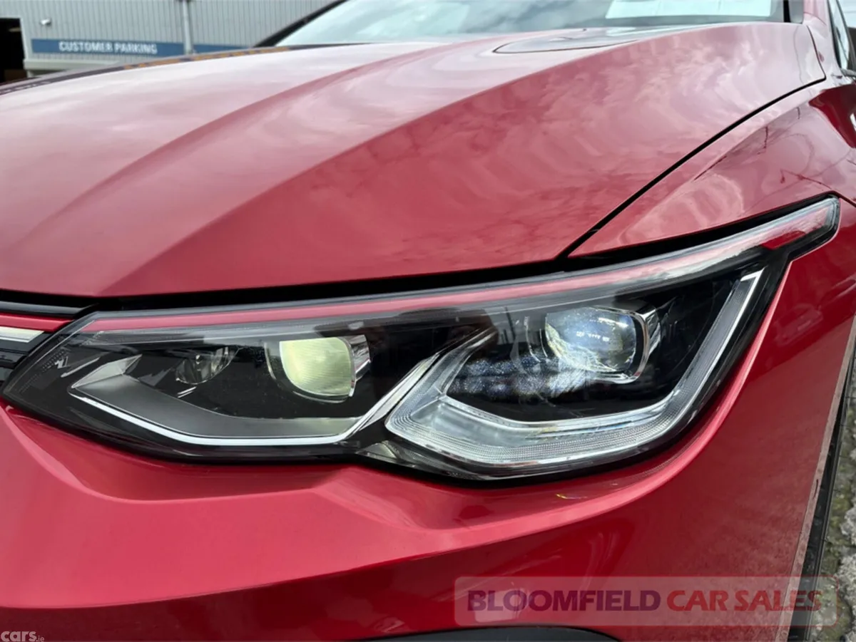 Volkswagen Golf Hatchback, Petrol, 2022, Red