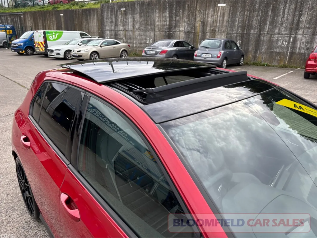 Volkswagen Golf Hatchback, Petrol, 2022, Red