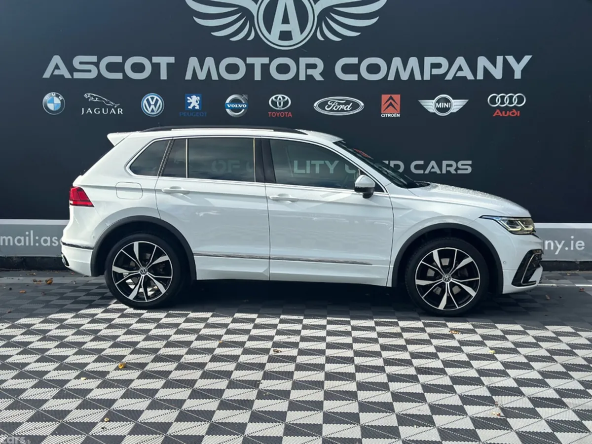 Volkswagen Tiguan Estate, Petrol Hybrid, 2023, White